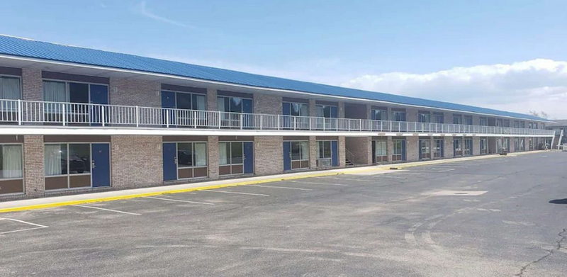 K Royale Motor Inn - Web Listing Photo (newer photo)